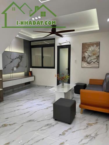 Chủ ngộp tiền cần bán gấp nhà ở đường Nguyễn Hữu Thọ, Tân Hưng,quận 7 - 5