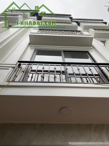 NHÀ ĐẸP 33.5M2 X 5 TẦNG TÂY MỖ - VỀ Ở NGAY, Ô TÔ ĐỖ CỔNG, GIÁ 4.8 TỶ