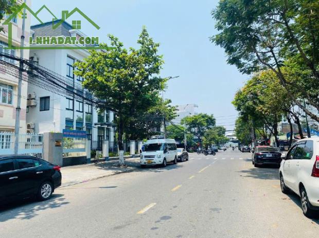 Bán đất diện tích khủng MT An Dương Vương_  vài bước ra bờ Sông Hàn_ 400m2 _ 33 tỷ.