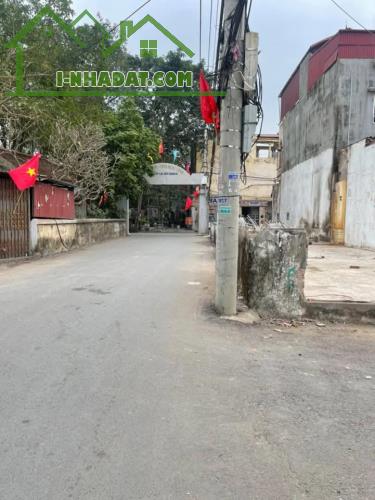 Lô góc cực đẹp 72m2 tại thôn Ngọc Loan - Tân Quang - Văn Lâm: 0835459289
