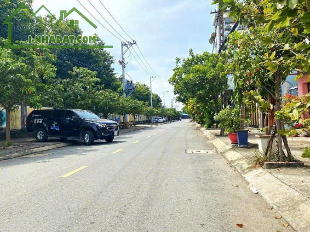 75M2-Nhà Mặt Tiền Tiện Kinh Doanh-Cát Lái -Quận 2- Giá Còn 5 Tỷ Thương Lượng