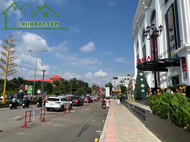 Siêu Phẩm giá hời Shophous Xẻ khe 2 Mặt Tiền, Đông Lương, Đông Hà, Quảng Trị , DT 111m