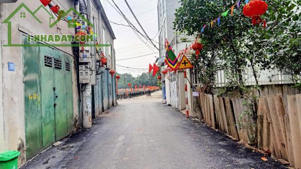 Bán gấp nhà KĐT Văn Phú Hà Đông, Ô TÔ vào nhà, KINH DOANH, 45m, hơn 10 tỷ.