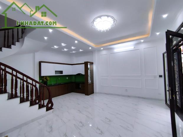 Bán Nhà Ngõ 75 Phố Lụa Vạn phúc Dt 48m2, Mt 6,04m, 5  Pn Xây Mới Đẹp Ở Luôn