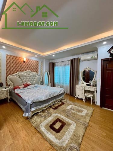 NHÀ ĐẸP 95M, 5 TẦNG, MT 5.5M, 18TỶ, Ô TÔ, NỘI THẤT XỊN, Ở SƯỚNG, LẠC LONG QUÂN, TÂY HỒ. - 1
