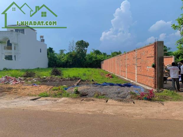 Bán MẶT TIỀN QUỐC LỘ 42m, 2 miếng (11x60=618m).sát trường, chợ tân hương BECAMEX 460tr