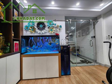 Bán nhà  Trương Định  Hoàng Mai  80 m2. oto tránh, kinh doanh tốt tang máy 7 tầng - 2