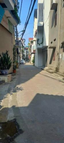 BÁ.N NHÀ NGỌC THUỴ LONG BIÊN , 5 TẦNG, 30M, LÔ GÓC , Ô TÔ ĐỖ CỔNG , CẠNH CHỢ, 5.85 TỶ - 1