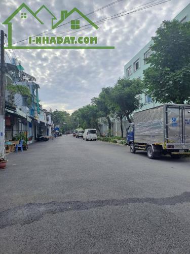 cần bán, KHU KD SẦM UẤT MẶT TIỀN ĐƯỜNG tân thới nhất 10 quận 12, giá siêu rẻ, chỉ 5.998 tỷ - 5