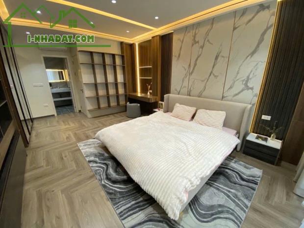 BÁN NHÀ ĐẸP LÔ GÓC – VẠN PHÚC, HÀ ĐÔNG ✨  🏡 Diện tích: 42m², 5 tầng, mặt tiền 4.5m thoáng - 2