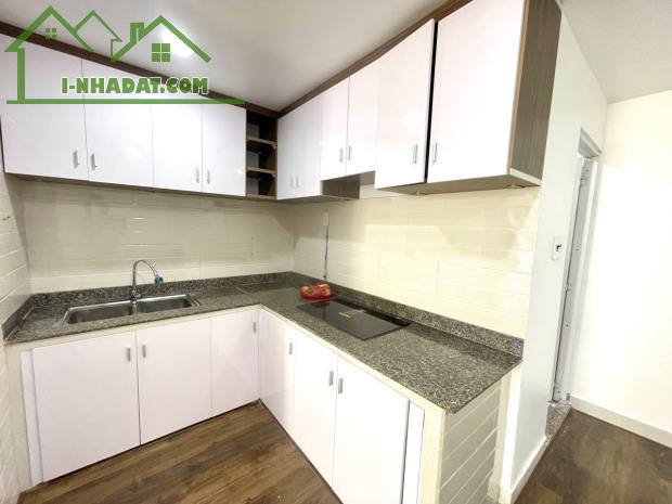 NHÀ ĐẸP LUNG LINH – 50M RA PHỐ – BA GÁC ĐỖ CỬA – GIÁ CHỈ 2.65 TỶ! - 2