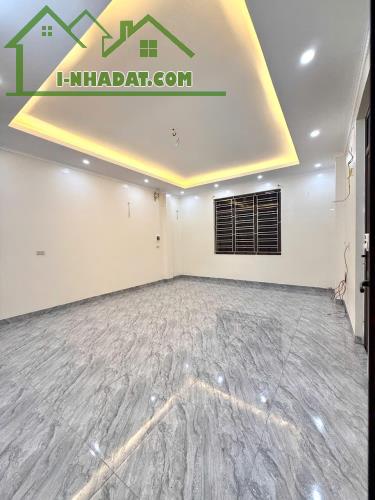 BÁN NHÀ 2.12 TỶ 3 TẦNG 60M2 Ô TÔ CÁCH 10M NGÕ TÔ HIẾN THÀNH - 3