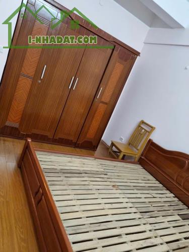 Bán chung cư KĐT Việt Hưng-Long Biên-75m 2n1wc tầng trung-giá 3.25 tỷ (bao sang tên) - 2