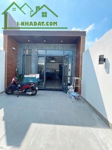 Nhà cấp 4, SHR, 131m2, Trung Lập Hạ Củ Chi, Giá 1 tỷ 185.