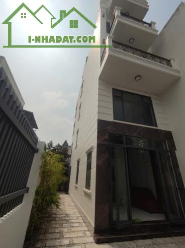 Bán nhà 5 tầng - Căn góc- ngay chợ Hiệp Bình ( Ngang 6m Dài 19,5m ) - 1