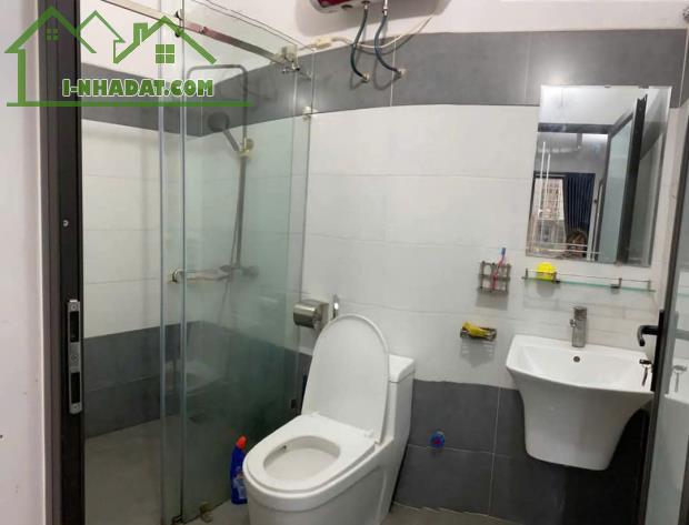 Cho thuê nhà Lạch Tray , gần Đại học Hàng Hải ,  gia đình ở ok - 1