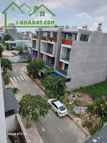Đất (5x22) Mặt Tiền Bờ Kè Kênh Tham Lương, KDC Đồng Phượng, Đông Hưng Thuận, Q12 - 1
