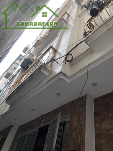 Bán nhà Đình Thôn, 41m2 4 tầng, khu phân lô, dân trí cao, ngõ rộng 4m, sát nách ô tô. Giá