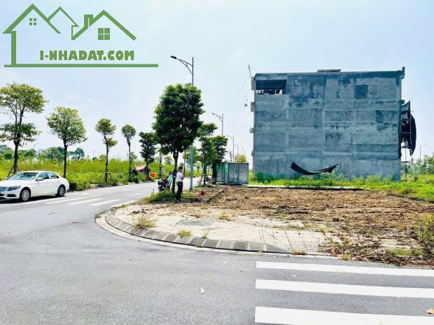 Bán Lô Đất 133 m Đấu Giá Vân Hà - Đông Anh - Hà Nội, Đường Rộng, Gần Trục Kinh Doanh