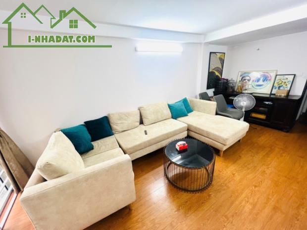 Bán nhà Tư Đình,Long Biên 5 tầng,45m oto vào nhà,gần chợ nhỉnh 8 tỷ - 3