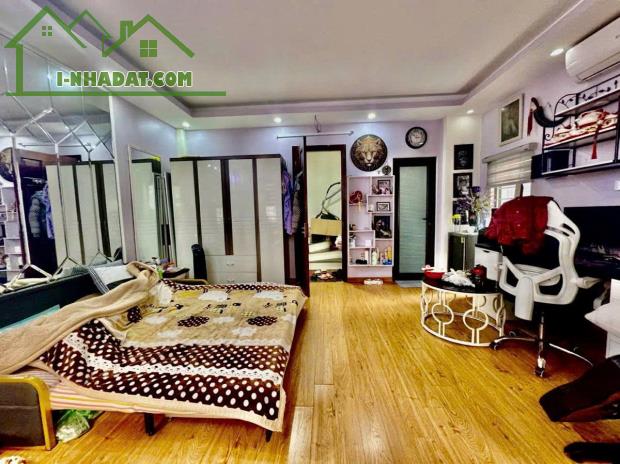 BÁN NHÀ 5 TẦNG LÔ GÓC DT: 34/38 M2 NGÕ 406 - ĐƯỜNG HỒ TÙNG MẬU 50M RA MẶT PHỐ - 1