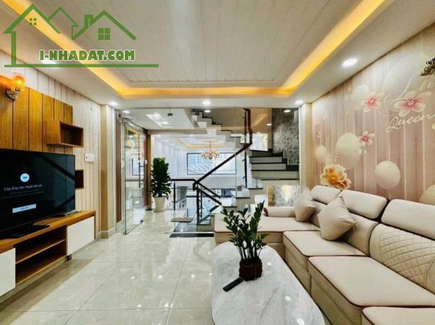 Đi nước ngoài định cư bán gấp nhà ở đường Nguyễn Văn Lạc, phường 19, quận Bình Thạnh, giá - 4