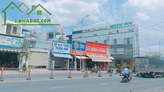 Bán nhà mặt phố tại Tô Ký, Thới Tam Thôn, Hóc Môn, giá tốt chỉ 25 tỷ, 300m2, ngang hiếm 9m - 4