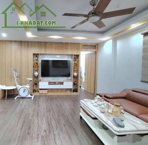 Nguyễn Phúc Lai, 93m, mặt tiền 5m, giá chỉ 27,1 tỷ, vỉa hè, ô tô tránh, ở ngay - 1