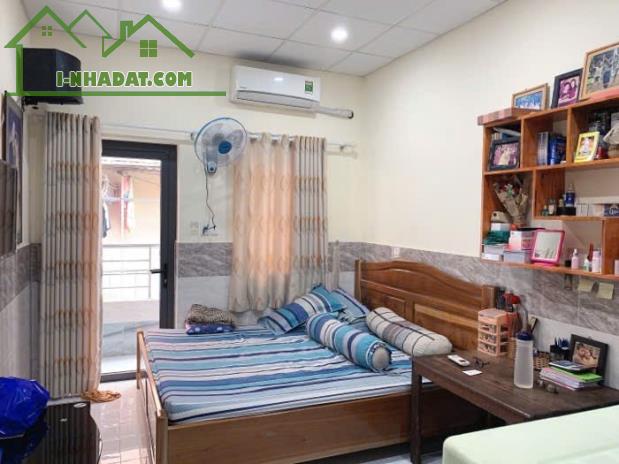 Bán nhà bình thạnh, hẻm 2m, 47m2, 2 tầng, gần chợ bà chiểu, giá 5.x tỷ - 4