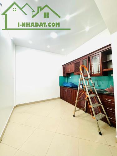 Nhà đẹp Lê Đức Thọ, DÂN XÂY, CÓ SÂN, 8 PHÒNG MUA Ở - CHO THUÊ ĐỈNH - 7,3 TỶ. - 1