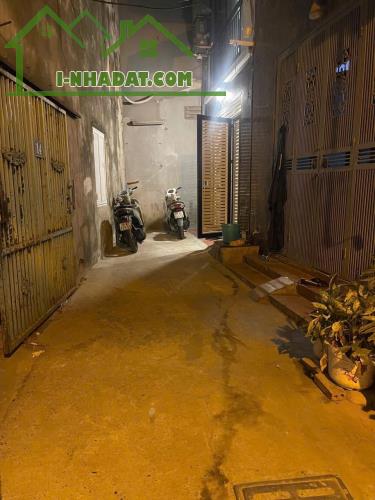 🏡 NHÀ NHỎ NHƯNG CÓ VÕ – NGỌC LÂM – 27M² – 2 TẦNG – 2 NGỦ – 4,8 TỶ! - 5