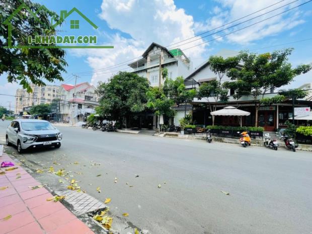 Ô tô thông ngang 9m x 23m View sông Hiệp Bình Chánh cách 50m ra Phạm Văn Đồng 14 T.ỷ - 1