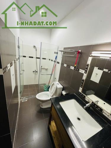Hàng đẹp hiếm chủ cần tiền bán gấp giảm mạnh - 2