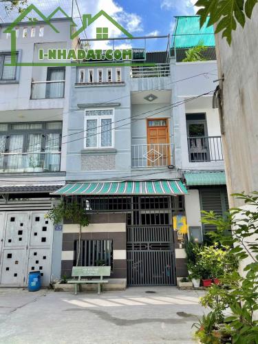 VỀ QUÊ NÊN CẦN CHO THUÊ NHÀ NGUYÊN CĂN KHU HIỆP BÌNH PHƯỚC - QUẬN THỦ ĐỨC