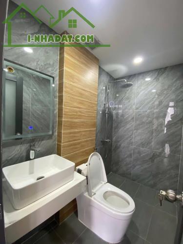NHỈNH 7 TỶ - NHÀ XÂY MỚI 2025 - 7 CHỔ NGỦ TRONG NHÀ - GIGAMALL THỦ ĐỨC - 1