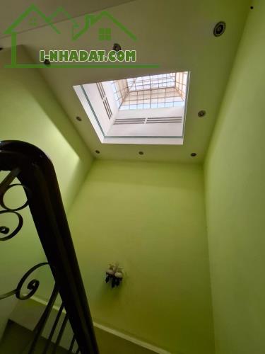 Bán gấp nhà đẹp ở ngay khu VIP MT nội bộ Phạm Hùng, XH ngủ nhà, 82m2, SHR, chỉ 14 tỷ. - 3