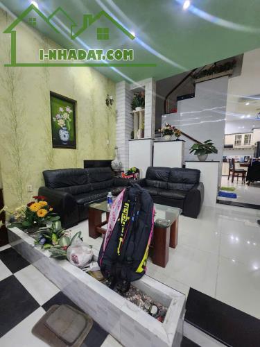 BÁN NHÀ MẶT TIỀN ĐƯỜNG SỐ PHƯỜNG BÌNH THUẬN - 2