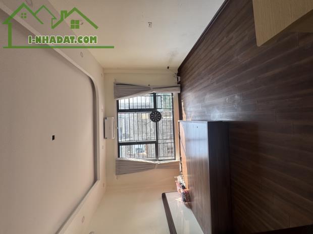HIẾM- THOÁNG - Ô TÔ ĐỖ CỬA -FULL NỘI THẤT - 30m*5 -Ở SƯỚNG- bán NHÀ PHÚC LỢI LONG BIÊN - 2