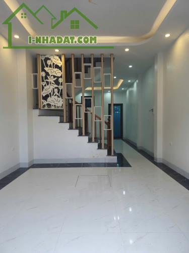 Cực Hiếm Nhà Đồng Mai DT40m2 - 5p Ra Bến Xe Yên Nghĩa - 3