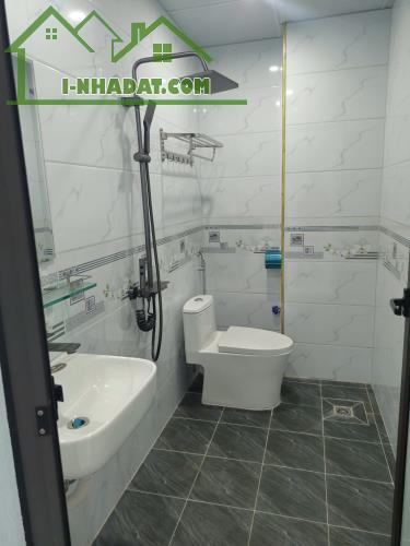 Cực Hiếm Nhà Đồng Mai DT40m2 - 5p Ra Bến Xe Yên Nghĩa
