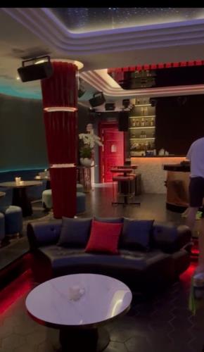 Siêu Phẩm Vip Siêu Vị Trí Tiện Xây Toà Nhà Mặt Tiền Cô Bắc Q1 Chính Chủ Cần Bán - 3