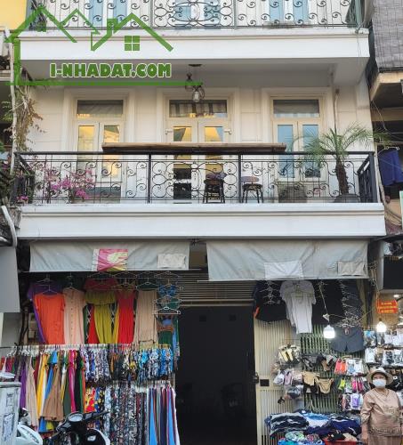 Bán Nhà Mặt Phố Đông Tác, Đống Đa DT 89m2 x 3T, MT:5,5m. Giá Siêu Rẻ.