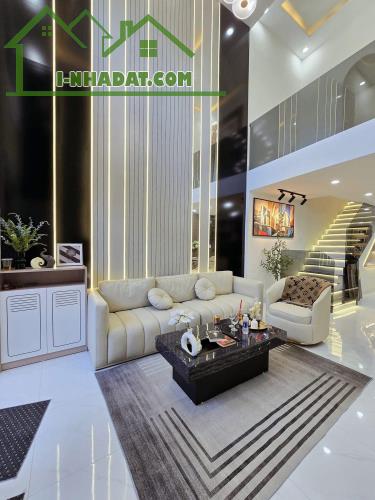 Bán nhà ngõ 278 Nghi Tàm, Phân lô Bộ Quốc Phòng, 2 mặt ngõ, 75m2, chỉ 13 tỷ đồng.
