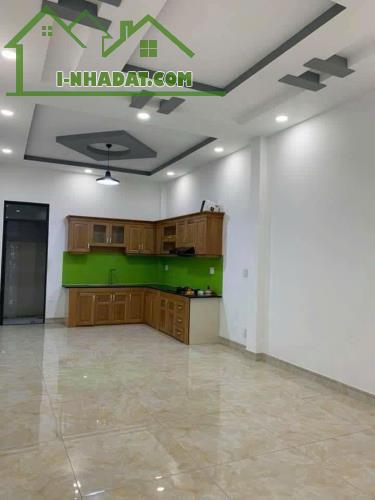 Bán nhà Mặt tiền đường Tên Lửa lớn - 80m² 4 Tầng 4PN - Ở và Kinh Doanh Đường hiếm nhà bán - 1