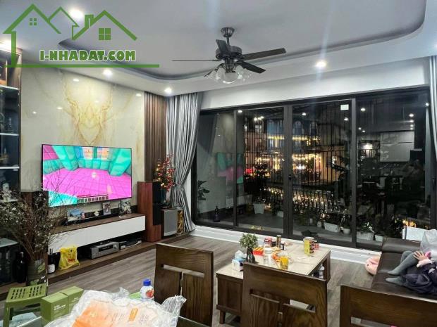 Bán Liền Kề 5 Tầng Thanh Xuân ,Nguyễn Xiển 72M2 , đường thông Vỉa hè Giá 19 Tỷ - 2