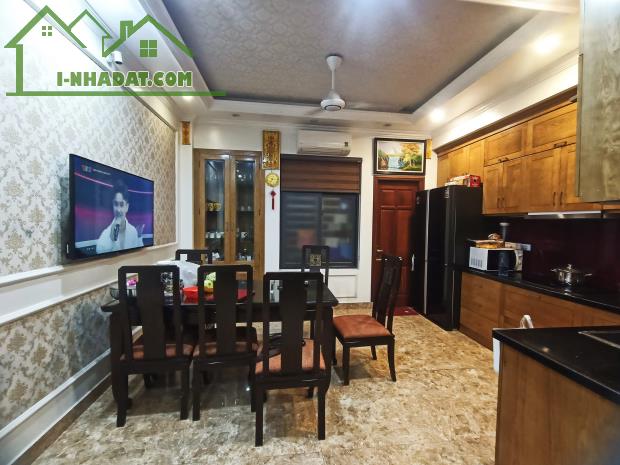 Hoàng Cầu, nhà đẹp, kinh doanh, vỉa hè, ô tô tránh, diện tích 101m, giá chỉ 27,75 tỷ - 3