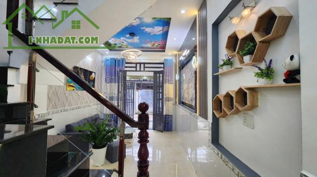 Sang gấp Nhà 3 tầng Giang Văn Minh An phú  Quận 2