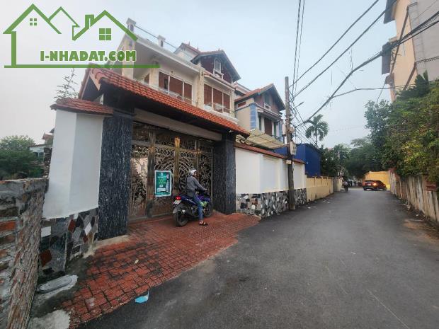 🏡 235 M2 BIỆT THỰ SÂN VƯỜN GIÁ 15 ,5 TỶ . Sở hữu ngay không gian sống xanh, đẳng cấp!