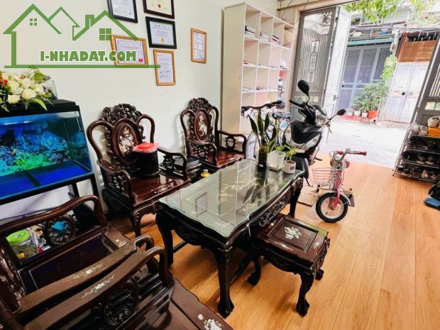 CẦU DIỄN - NHÀ PHỐ 60M - TRƯỚC NHÀ 2 Ô TÔ - QUÂN ĐỘI QUANH NHÀ. - 2