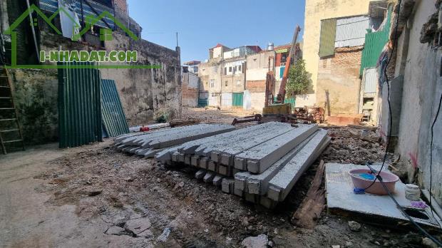 SIÊU DỰ ÁN NHÀ - VĂN CHƯƠNG CÓ 18 CĂN - Ô TÔ VÀO NHÀ - 5,5 TẦNG THANG MÁY